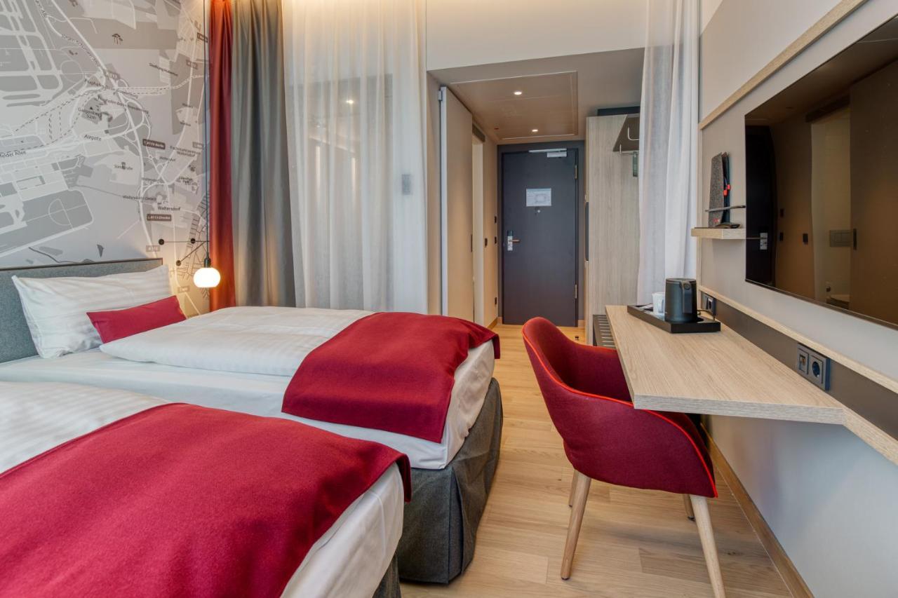 Intercityhotel Berlin Airport Ber Terminal 1 & 2 Schonefeld Bagian luar foto Room interior