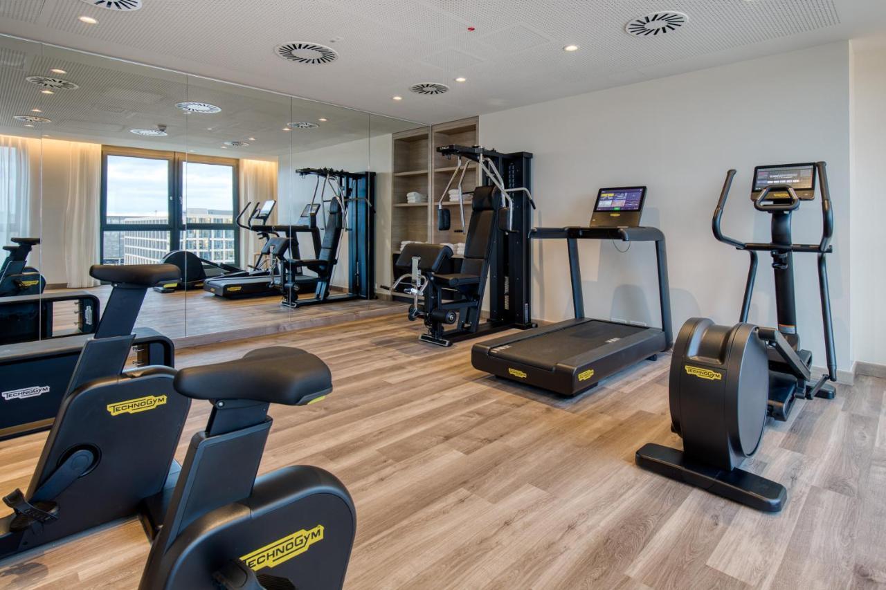 Intercityhotel Berlin Airport Ber Terminal 1 & 2 Schonefeld Bagian luar foto Fitness room