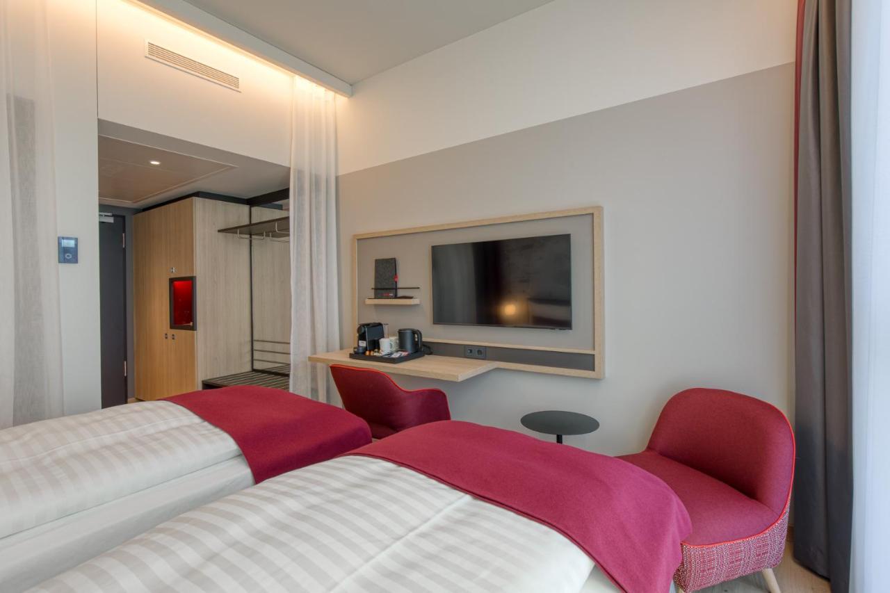 Intercityhotel Berlin Airport Ber Terminal 1 & 2 Schonefeld Bagian luar foto