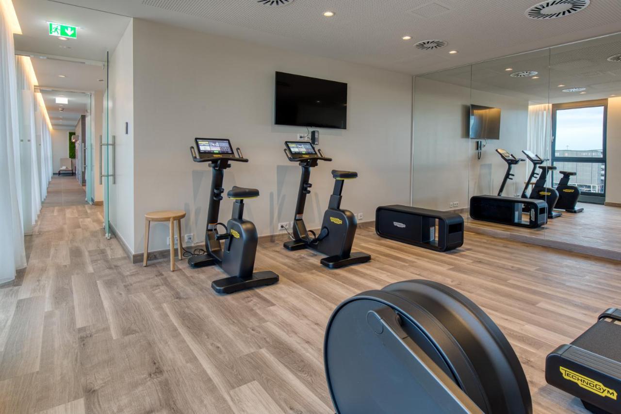 Intercityhotel Berlin Airport Ber Terminal 1 & 2 Schonefeld Bagian luar foto Technogym